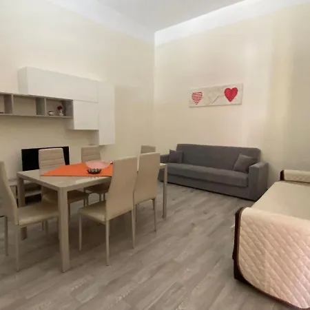 Apartman Casa. Jahve Pozzallo
